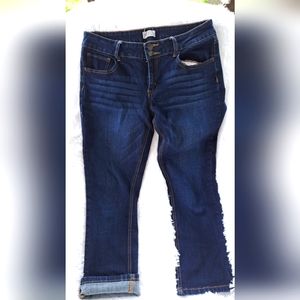 So JRS. JEAN CAPRIS, SIZE 13